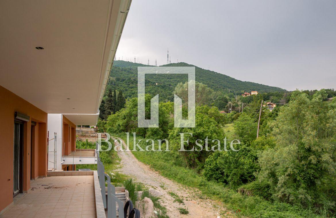 house with mountain view greece