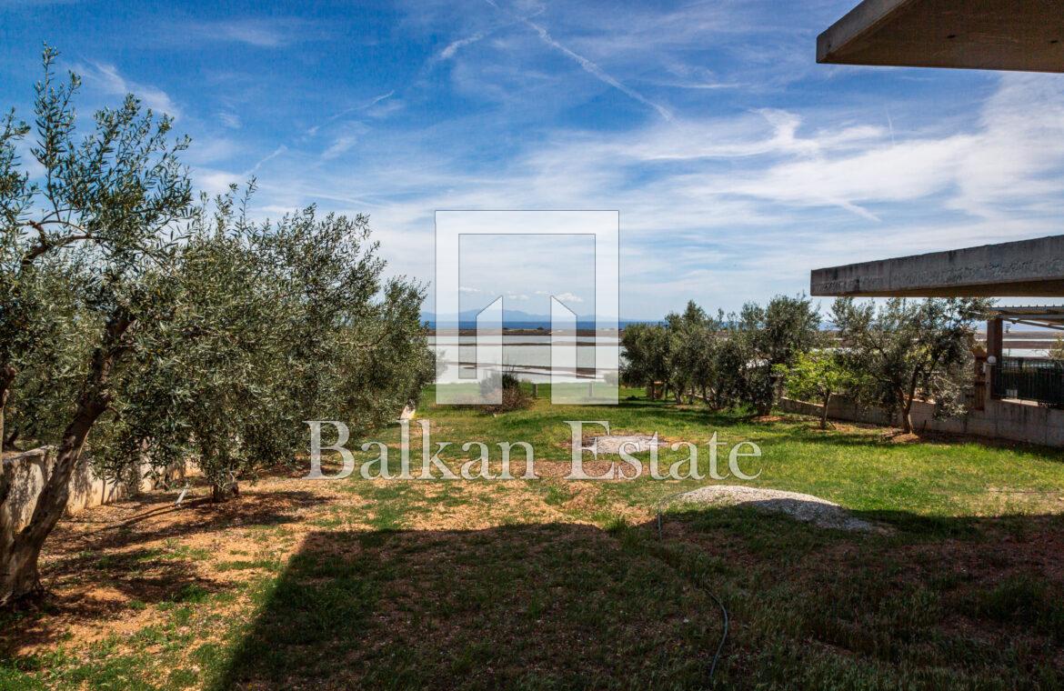 Building with Breathtaking Views in Agios Mamas