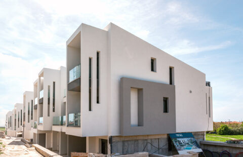 Luxurious Apartment Complex in Nikiti, Sithonia – 2 bedrooms and 3 bedrooms two-story maisonettes.