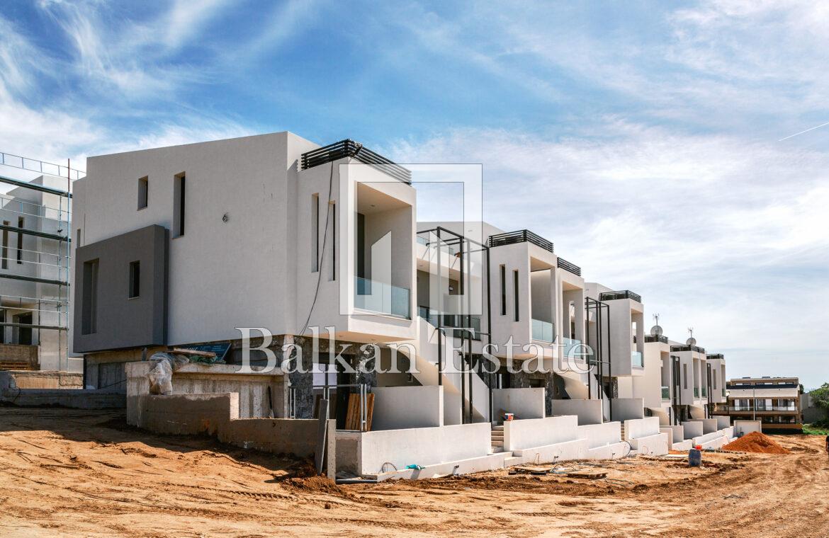 Luxury 2 and 3 Bedroom Maisonettes in Nikiti Sithonia