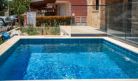 Detached House with Private Pool in Paralia Dionisioy