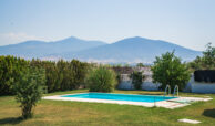 Private swimming pool in the garden of a detached house in Thermi, Thessaloniki