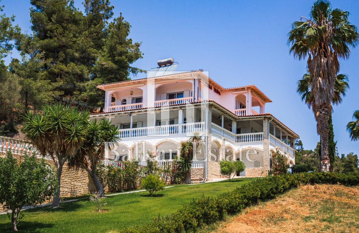 Luxury Villa for Sale in Nea Skioni, Chalkidiki with Sea View