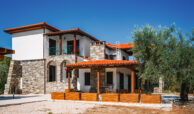 Sea view house with five independent apartments for sale in Sithonia