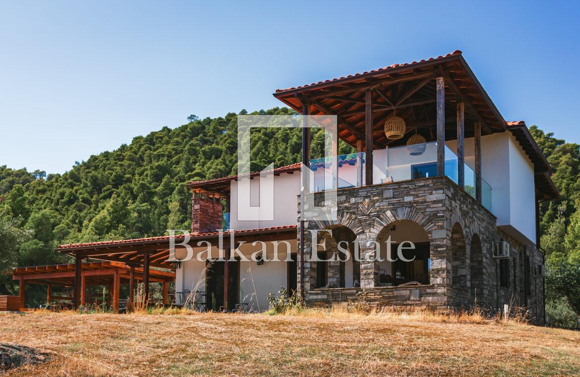 Sea view house for sale in Sithonia near Vourvourou Beach