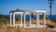 Well-Maintained Garden in Nea Skioni Villa