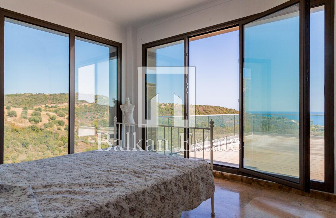 Luxurious Master Bedroom with Panoramic Views