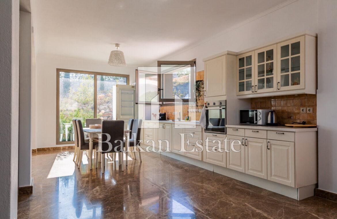 Modern Kitchen in Luxurious Villa Nea Skioni