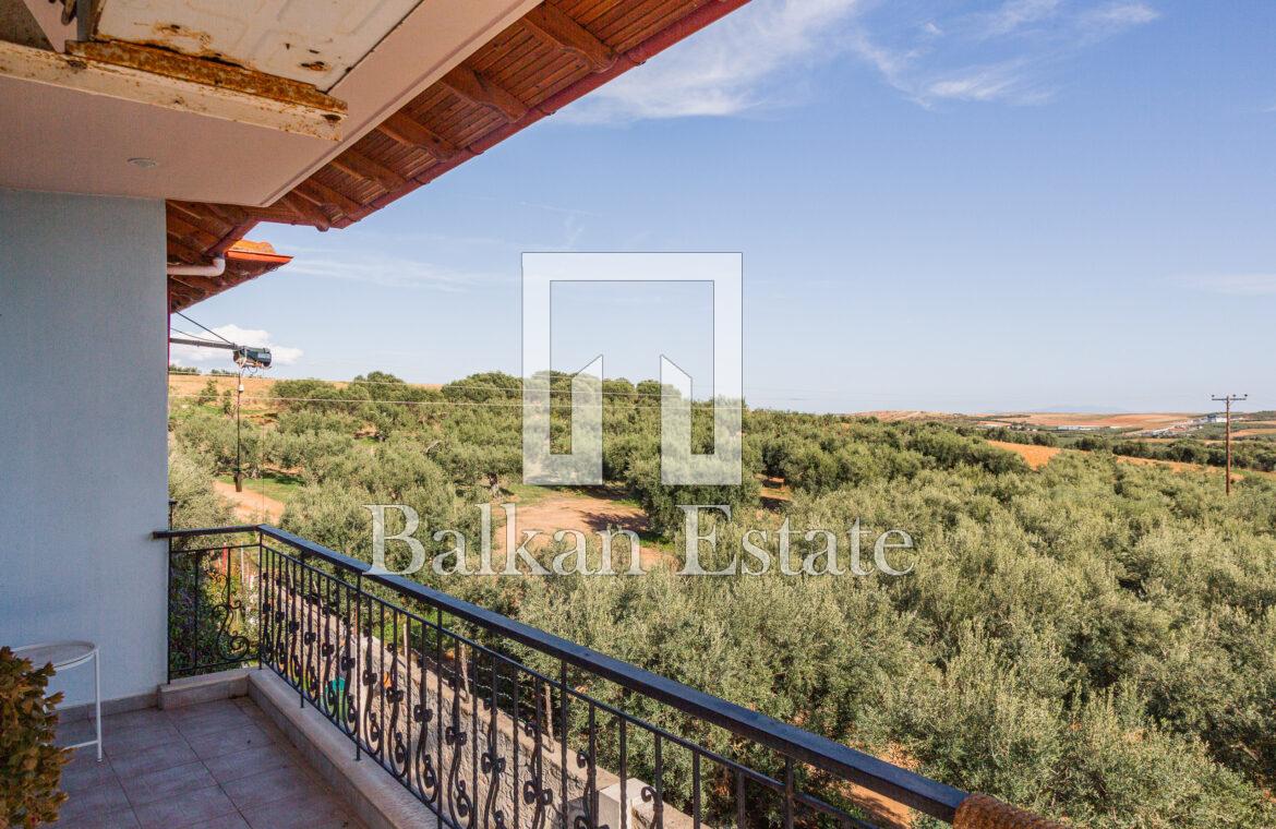 Geräumiges Haus mit drei Bädern und Panoramablick in Chalkidiki