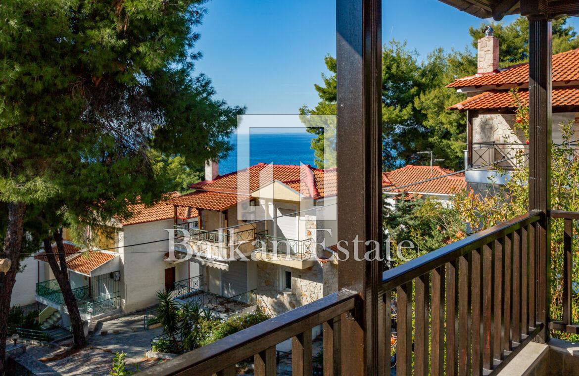 Einfamilienhaus mit Garten und Meerblick in Siviri