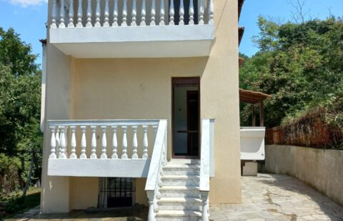For Sale: 3-Bedroom House with Sauna & Fireplace in the Scenic Hills of Chortiatis, Thessaloniki